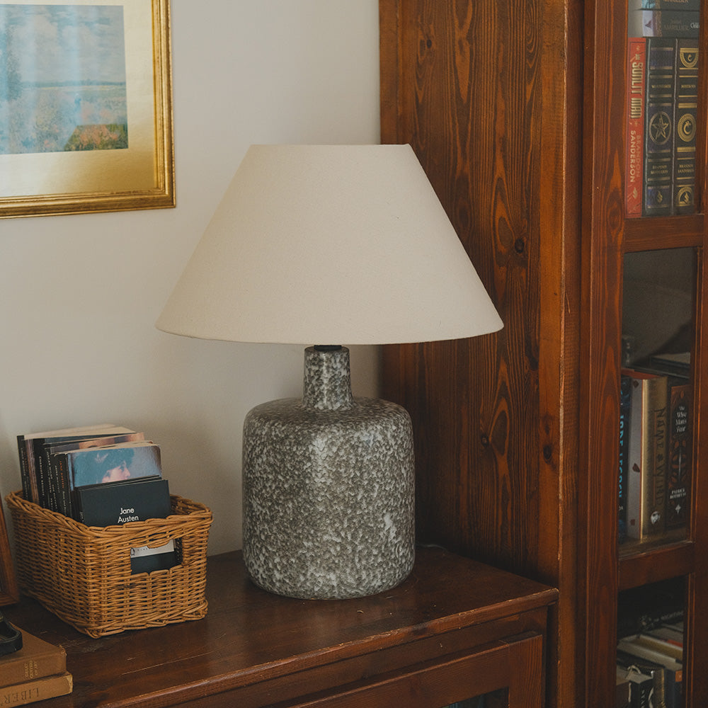 Obi Ceramic Lamp - Shell Grey