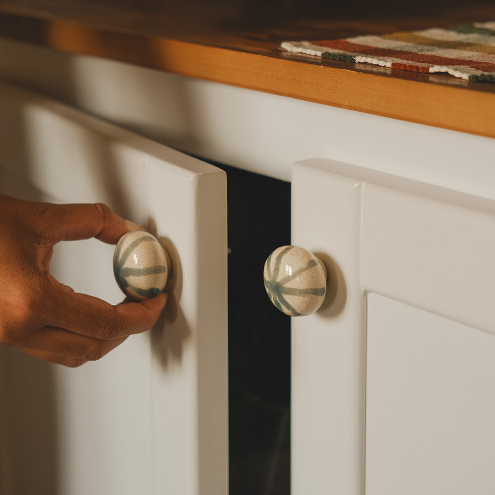 Round Ceramic Knobs Set- Teal Sun