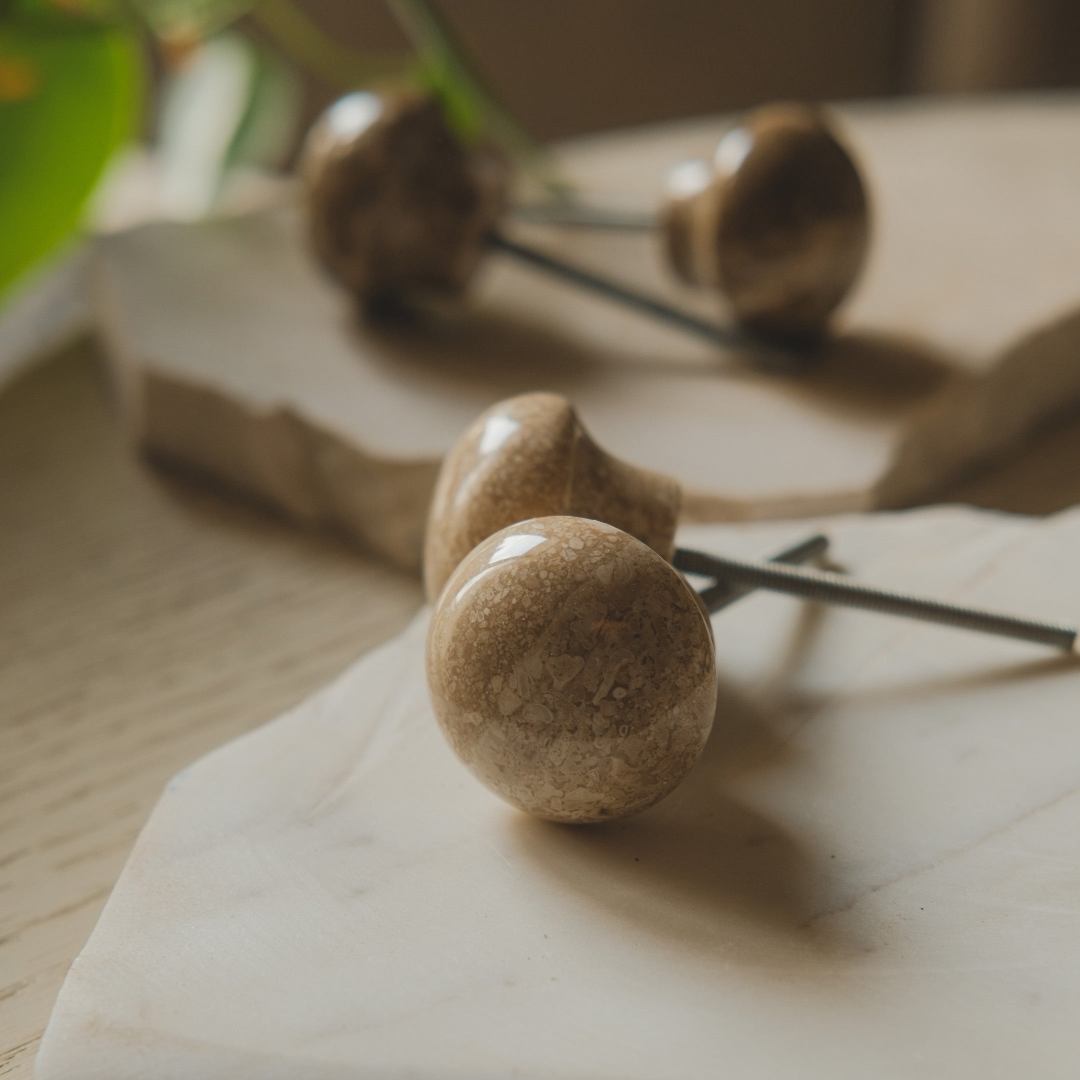 Marble Knobs Set Beige