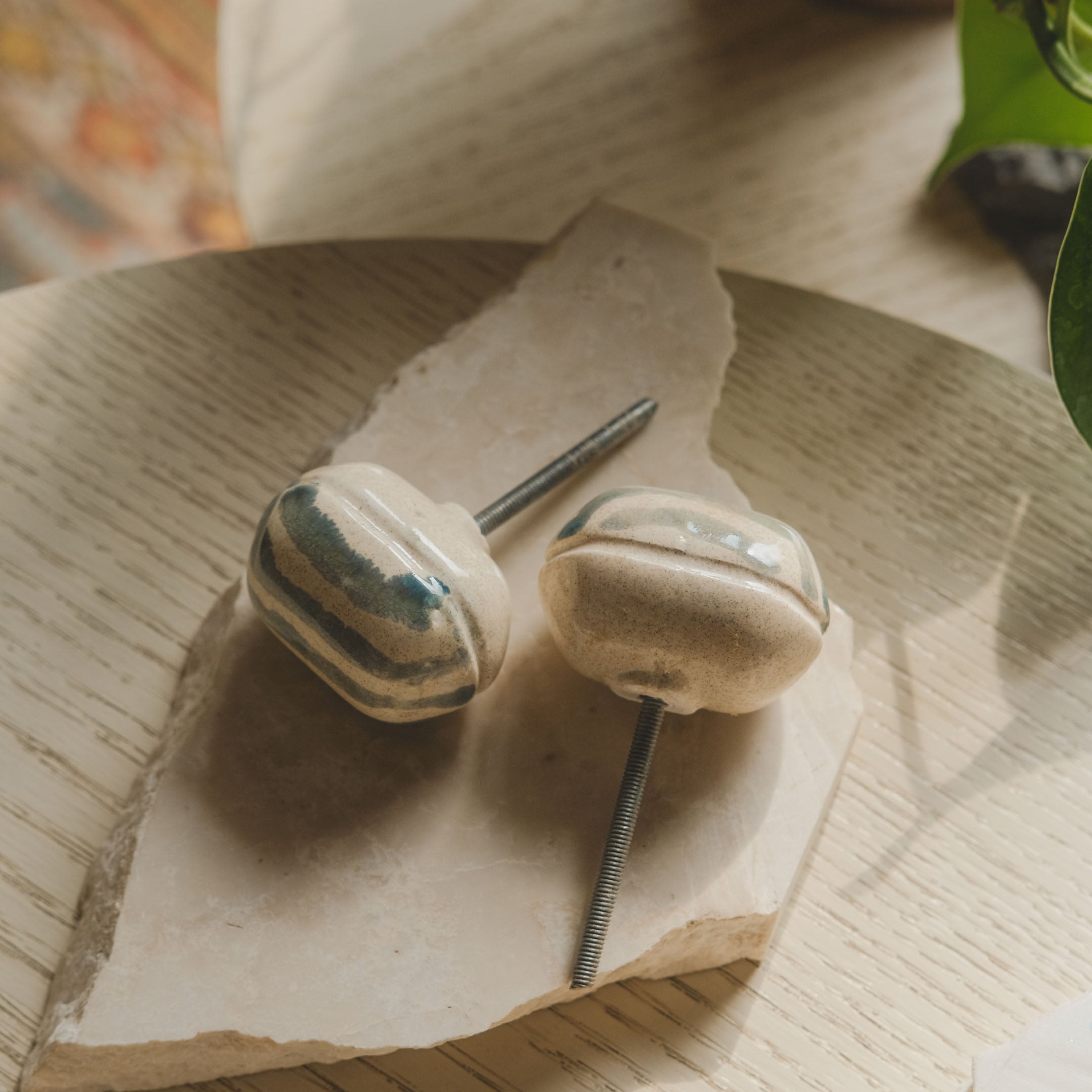 Oval Ceramic Knobs Set - Teal Wash