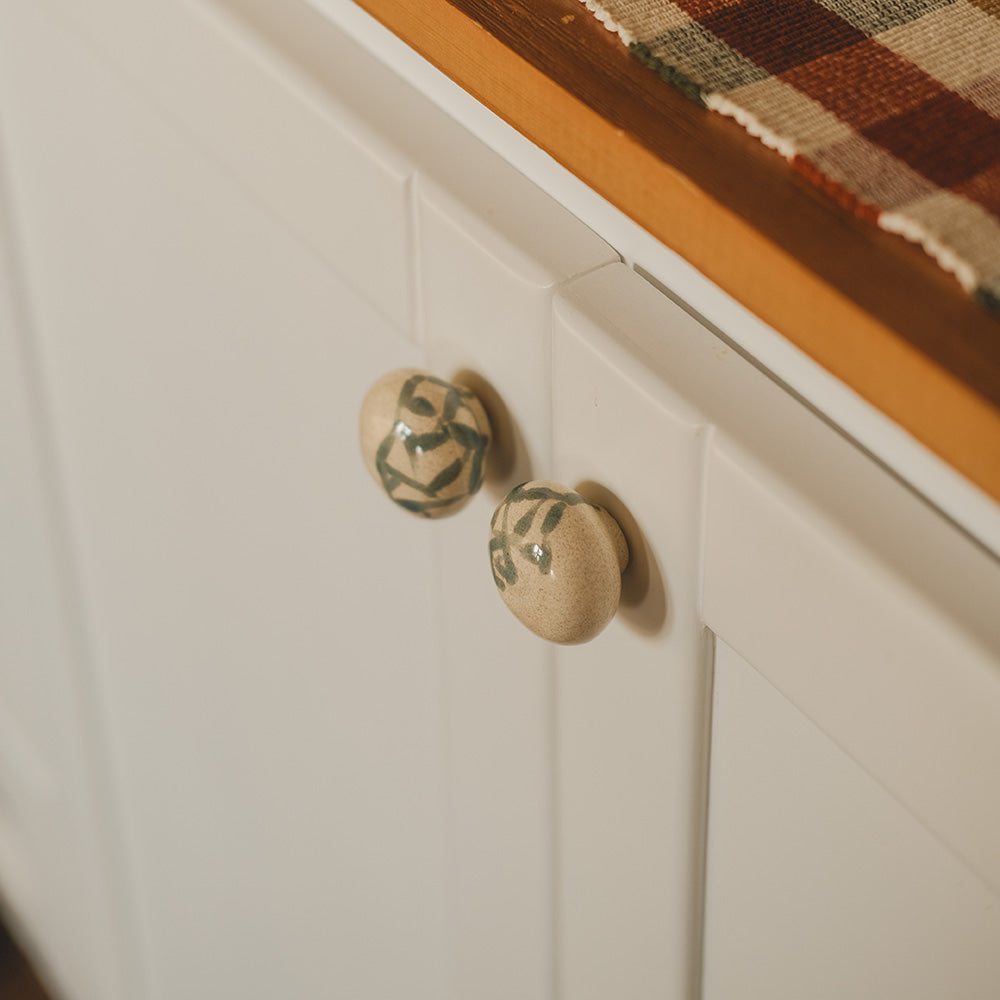 Round Ceramic Knobs Set- Abstract Fade