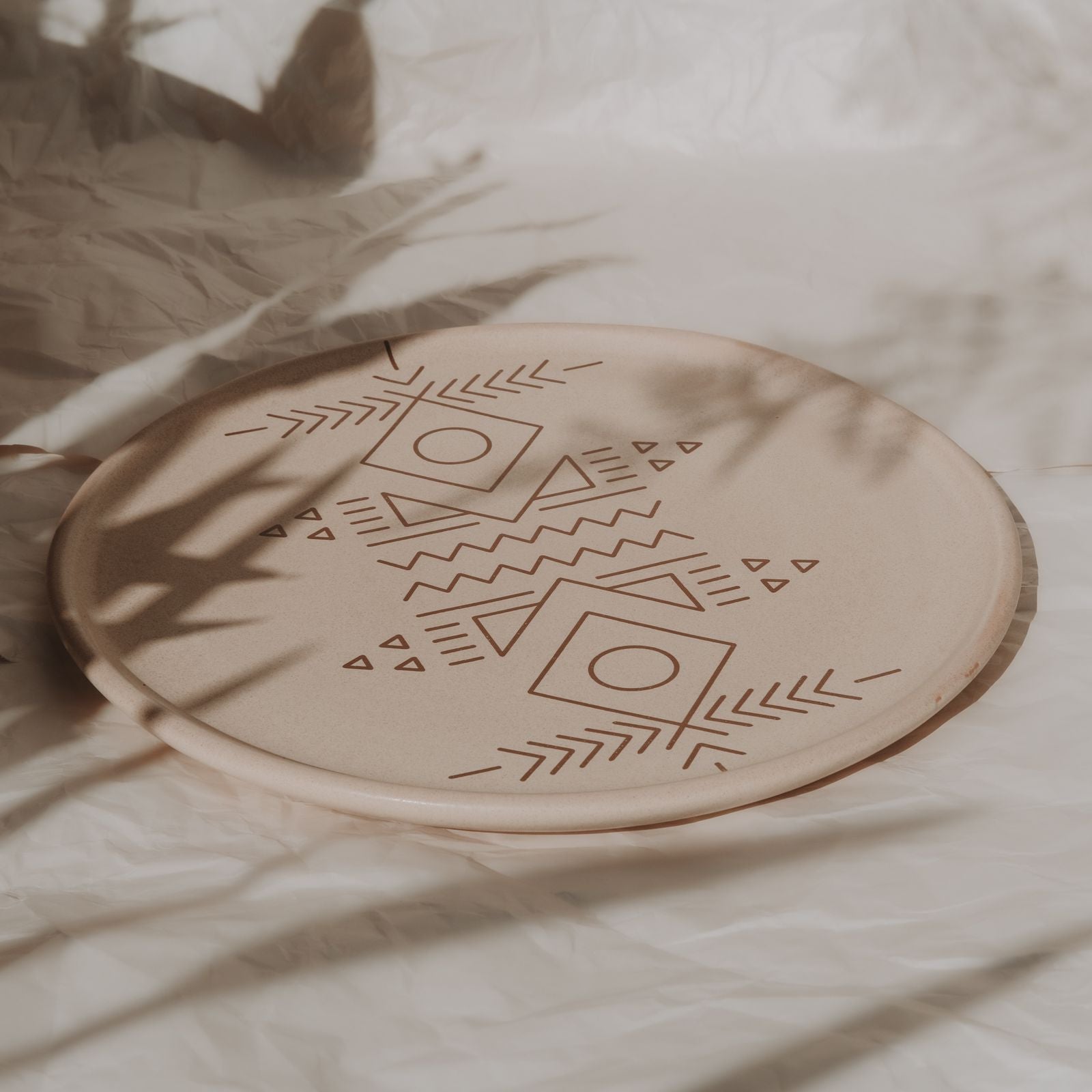 Temple round serving dish