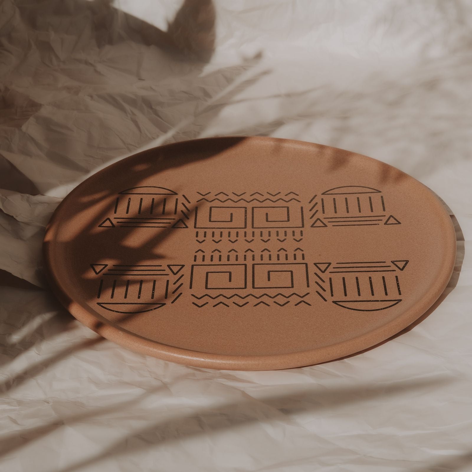 Temple round serving dish