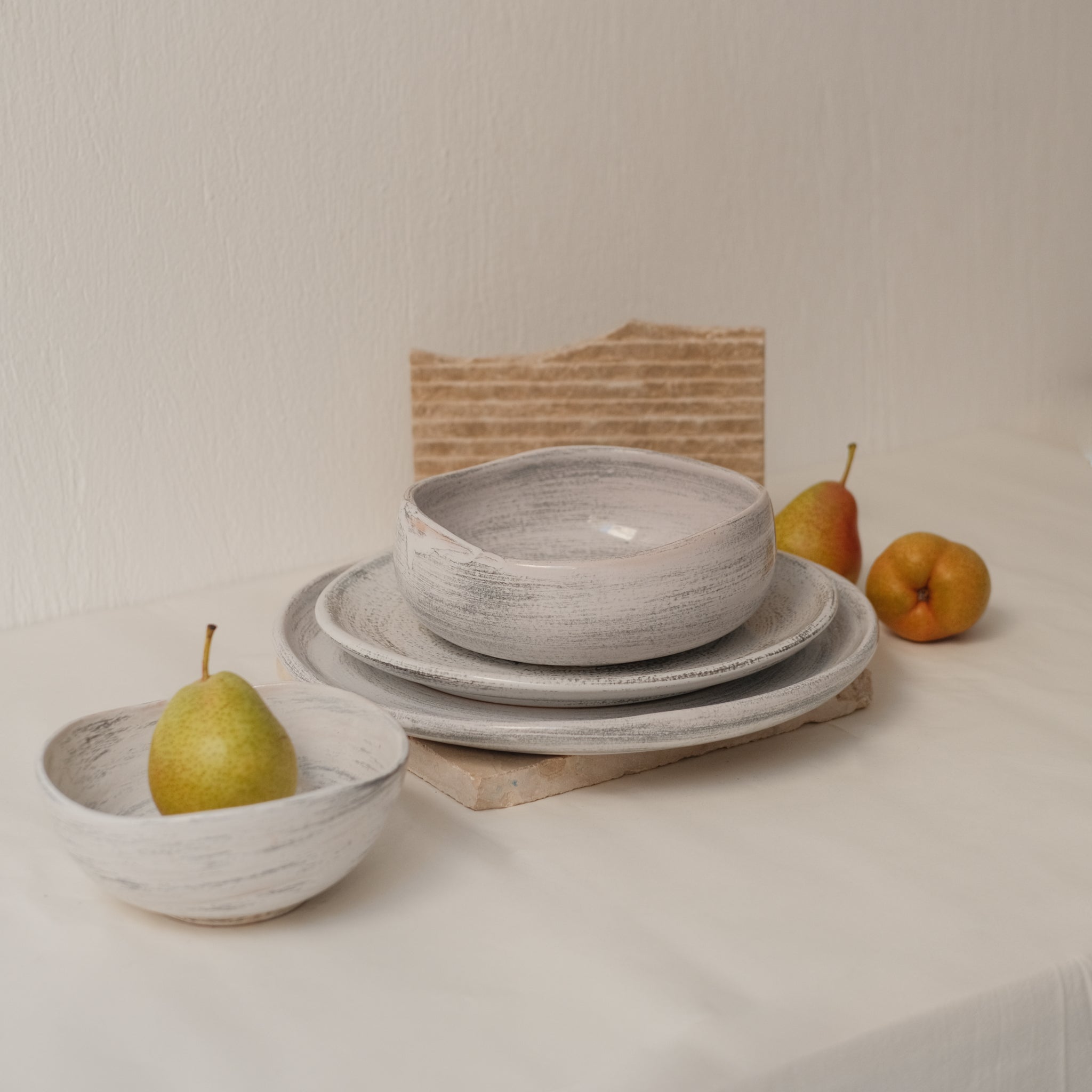 Irregular dinner set
