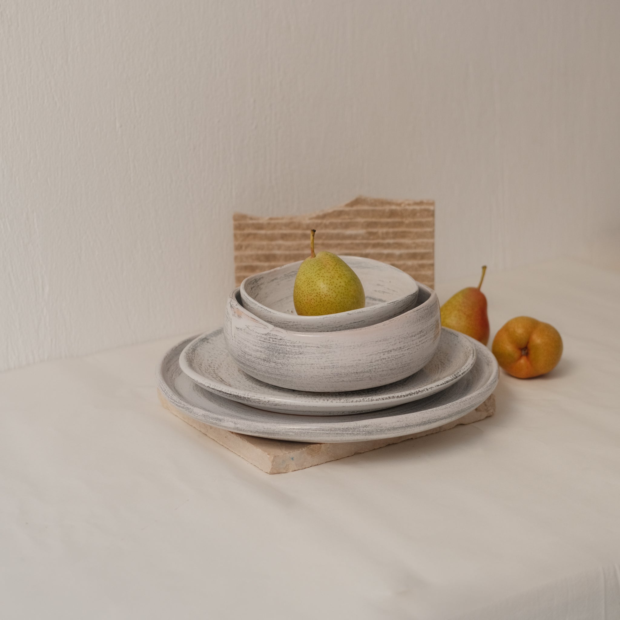 Irregular dinner set