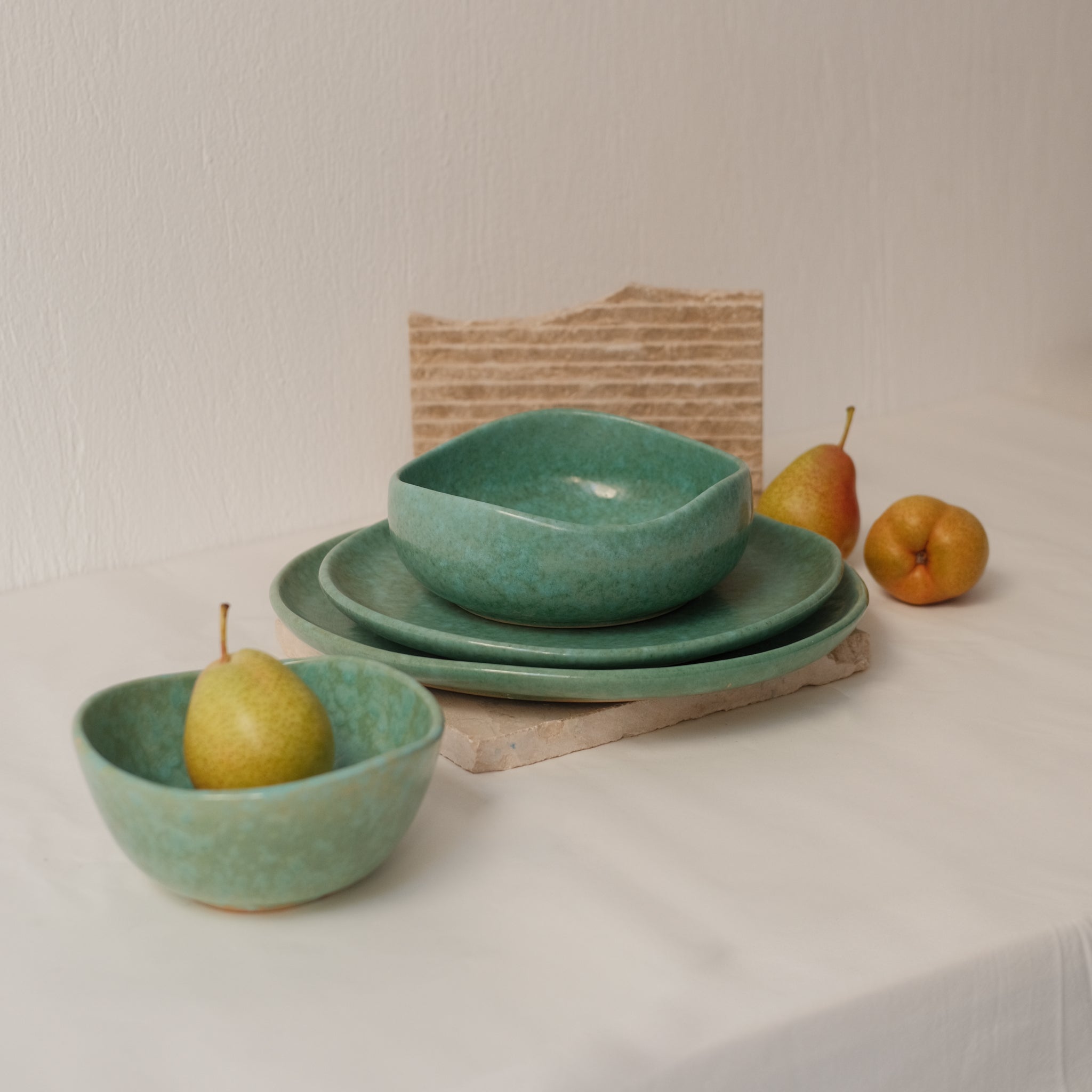 Irregular dinner set