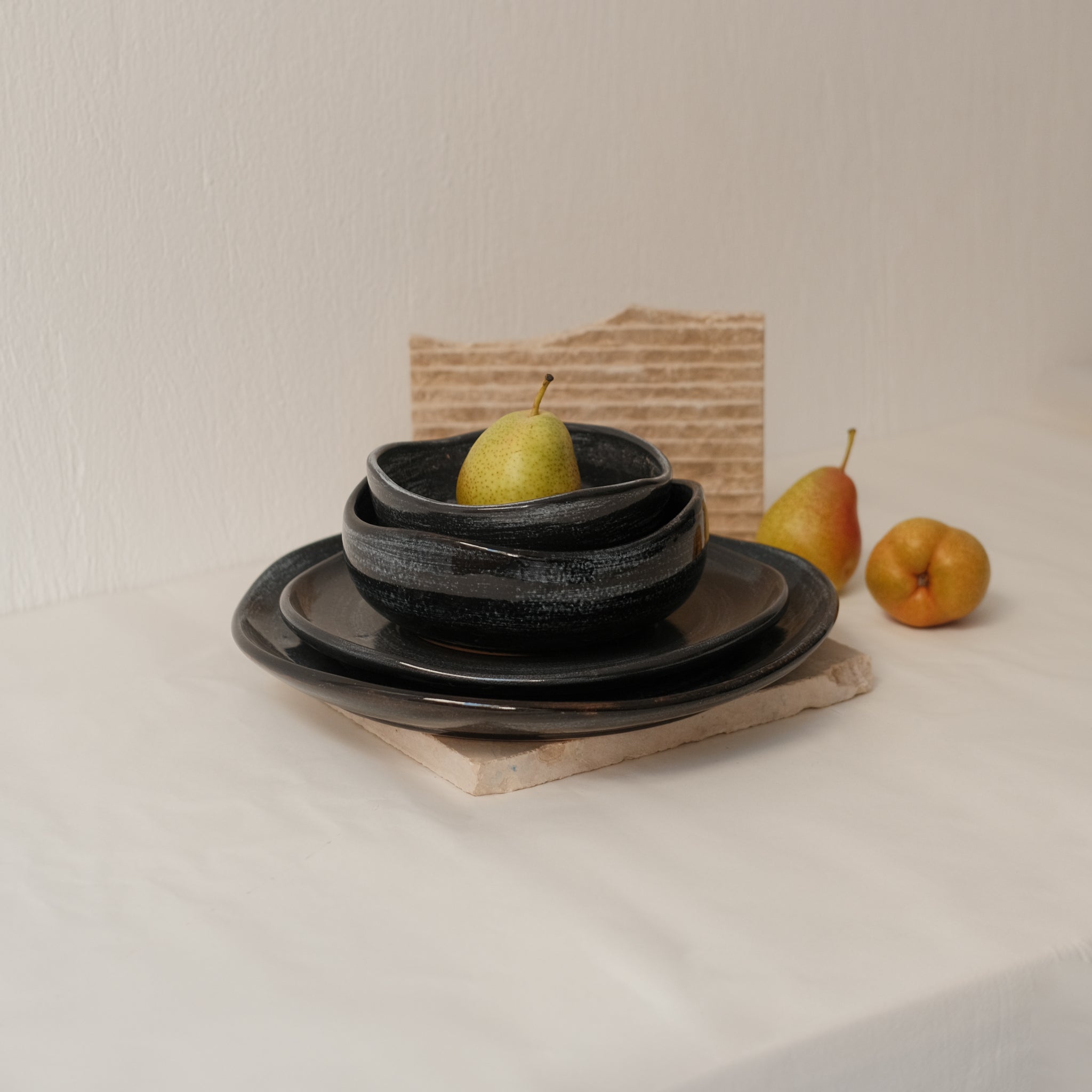 Irregular dinner set