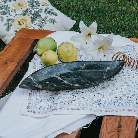 Marble leaf platter