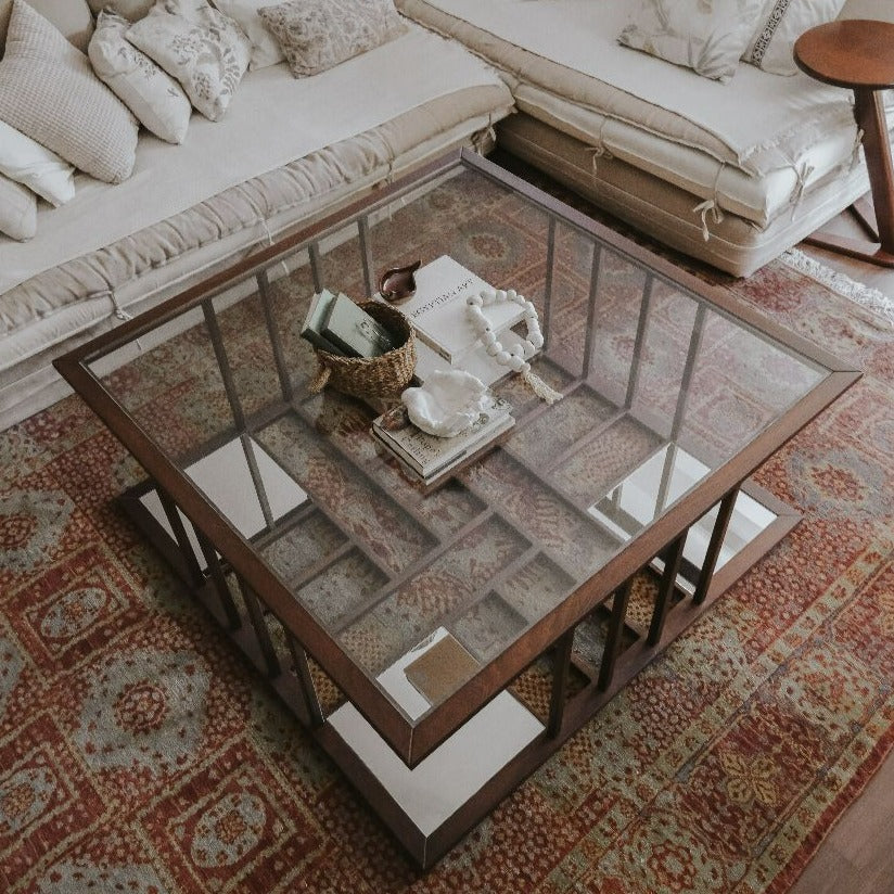 Yelika coffee table
