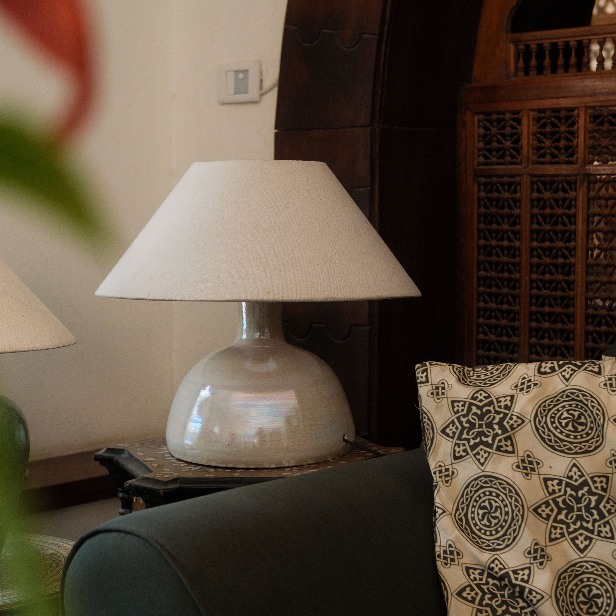 Solace Ceramic Lamp - Pearl Beige