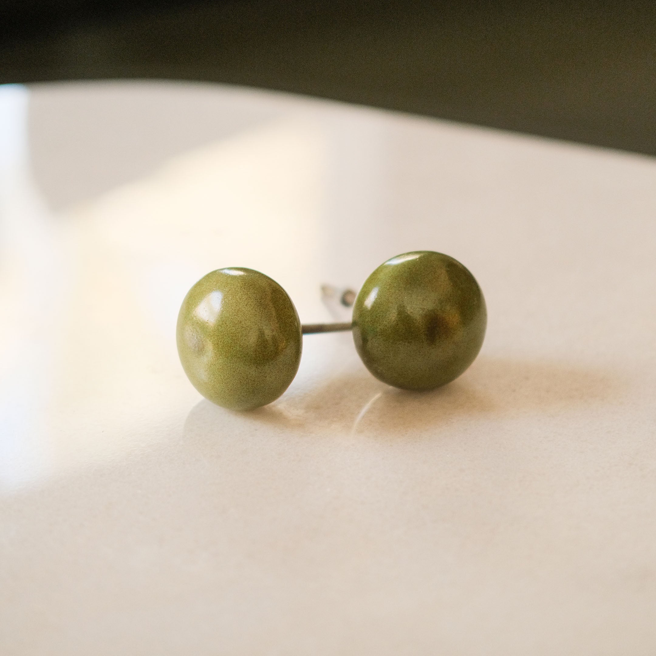 Round Ceramic Knobs Set- Olive