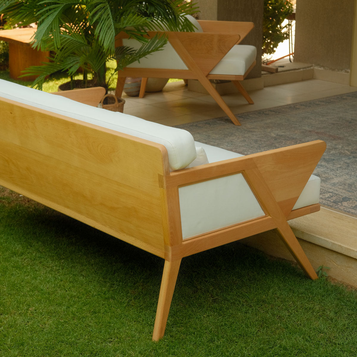 Drys outdoor couch