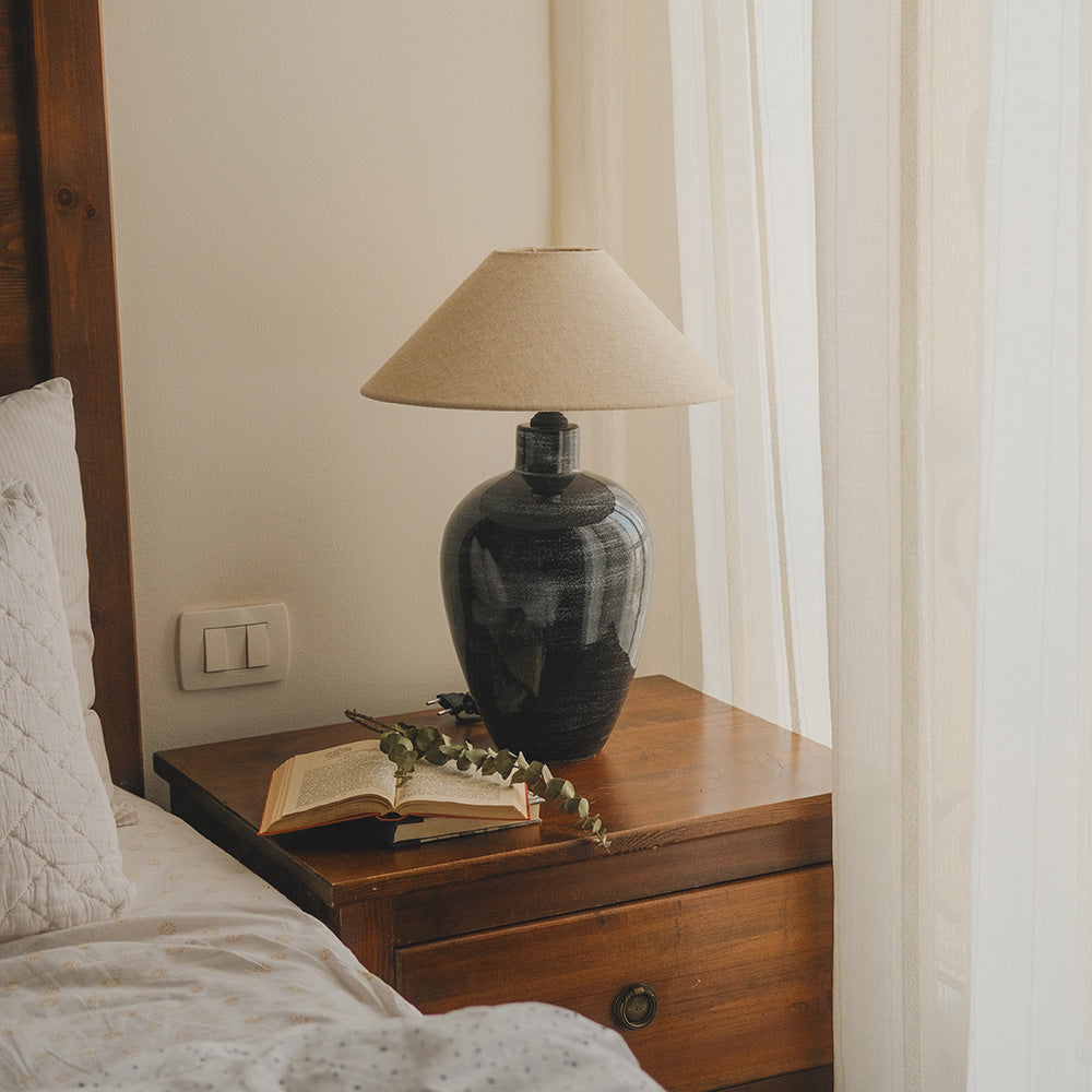 Vara Ceramic Lamp - Rustic Black