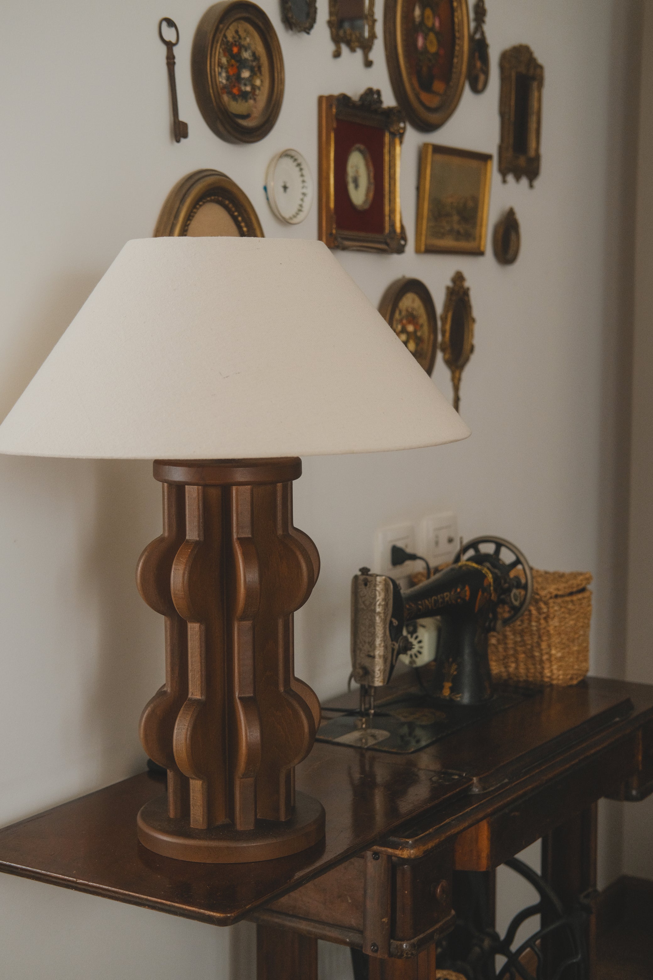 Beech Wood •Ebon• Table Lamp