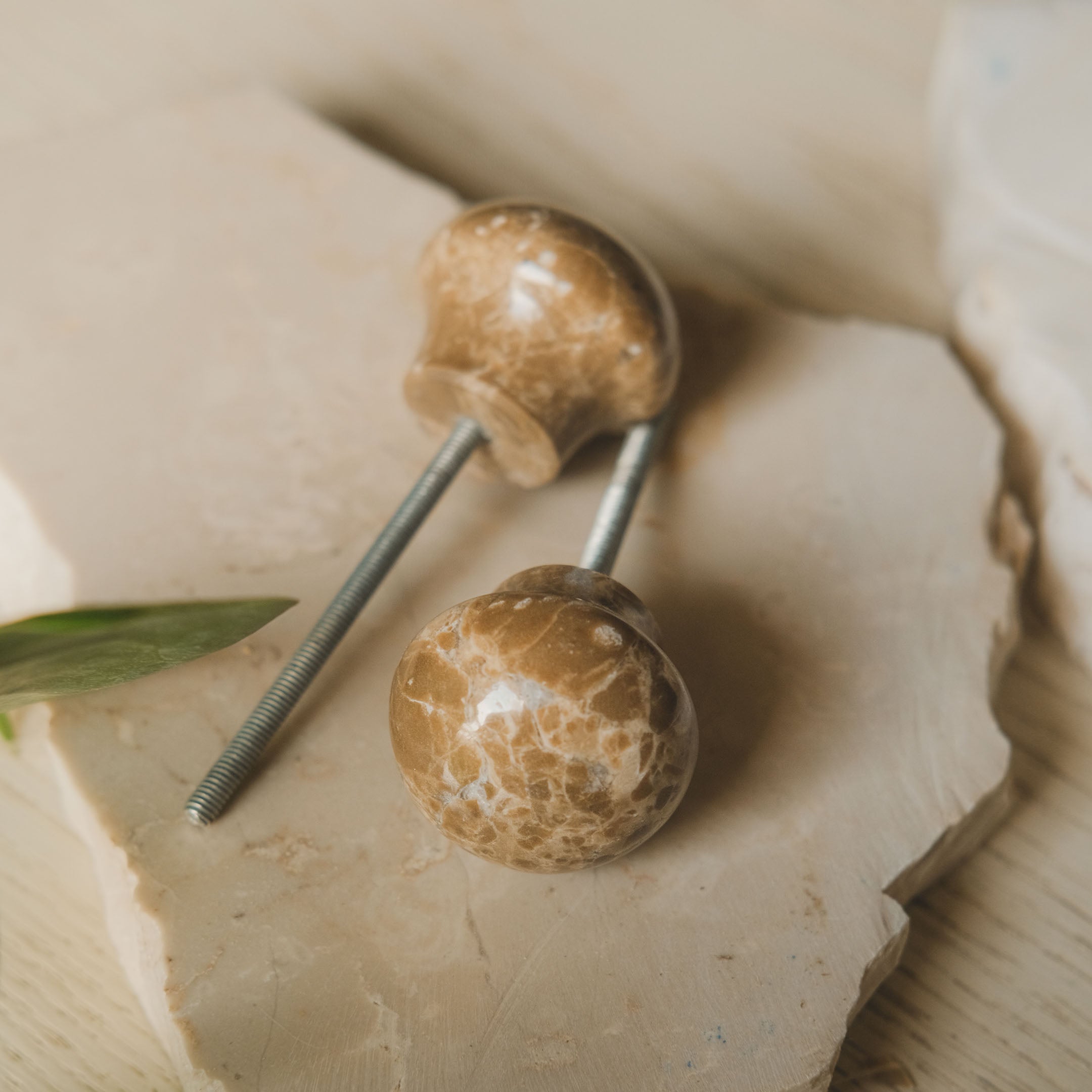 Marble Knobs Set Caramel